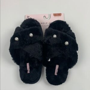 Sincerely Jules Black Fuzzy Pearl Slippers cross Open Toe Cushioned Medium NWT 8